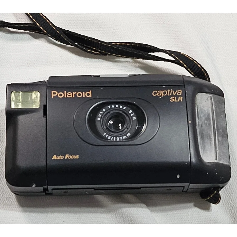 Polaroid Captiva SLR Auto Focus 95 Instant Film Camera‎ with Strap